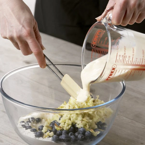 Pyrex Measuring Jug 4 Pyrex Measuring Jug - Image 2