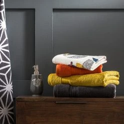 Dunelm Burnt Orange Egyptian Cotton Towel 8 Dunelm Burnt Orange Egyptian Cotton Towel -Dunelm Sales Store 1000072358 alt04