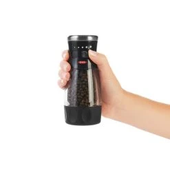 OXO Softworks Pepper Mill 9 OXO Softworks Pepper Mill -Dunelm Sales Store 1000100925 alt02