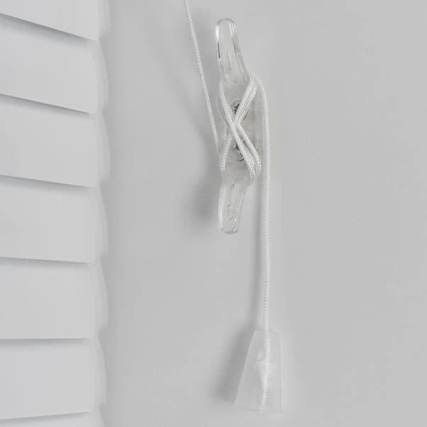 Dunelm White Aluminium Venetian Blind 25mm Slats 5 Dunelm White Aluminium Venetian Blind 25mm Slats - Image 3