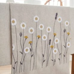 Dunelm Scandi Floral Runner -Dunelm Sales Store 1000149863 alt02