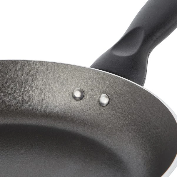Dunelm Essentials Aluminium 20cm Frying Pan 7 Dunelm Essentials Aluminium 20cm Frying Pan - Image 5