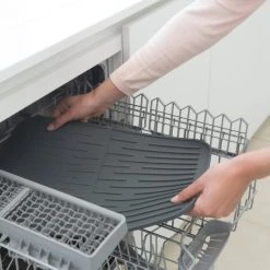 Brabantia Sinkside Dark Grey Silicone Dish Drying Mat -Dunelm Sales Store 1000158194 alt02