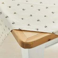 Dunelm Bees Wipe Clean Tablecloth 9 Dunelm Bees Wipe Clean Tablecloth -Dunelm Sales Store 1000163518 alt03