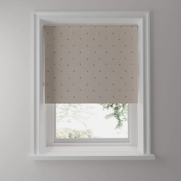 Dunelm Bees Natural Stain Resistant Daylight Roller Blind 7 Dunelm Bees Natural Stain Resistant Daylight Roller Blind - Image 5