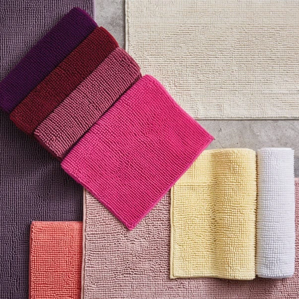 Dunelm White Mini Bobble Shower Mat 4 Dunelm White Mini Bobble Shower Mat - Image 2