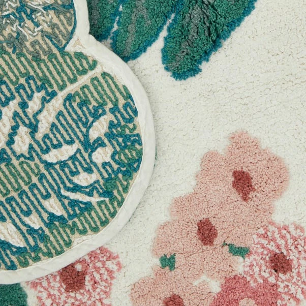 Dunelm Tropique Green Bath Mat 5 Dunelm Tropique Green Bath Mat - Image 3