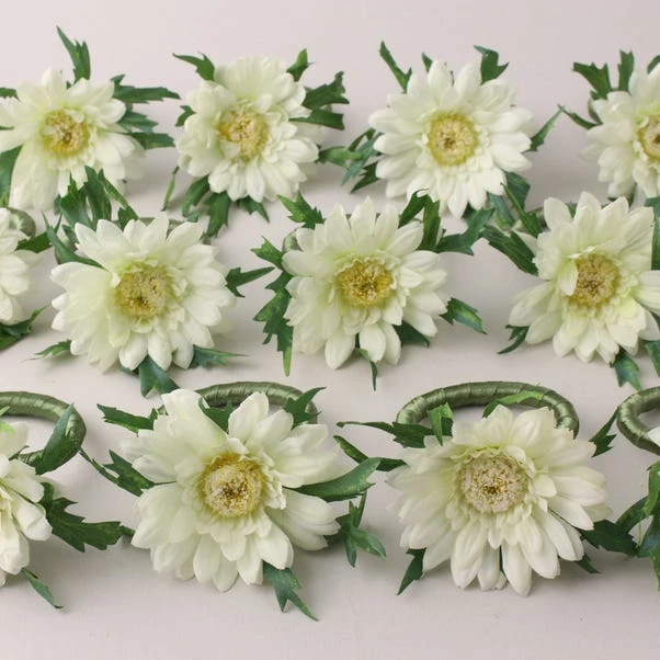 Dunelm Set Of 12 Gerbera Napkin Rings 7cm 5 Dunelm Set Of 12 Gerbera Napkin Rings 7cm - Image 3