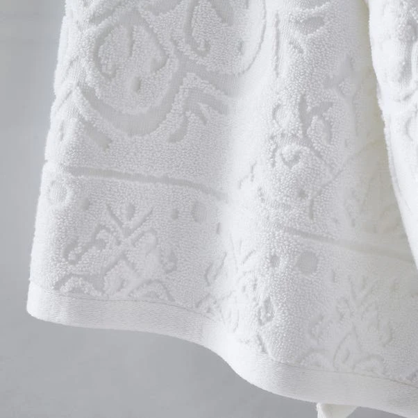 Dunelm Mandalay White 100% Cotton Towel 4 Dunelm Mandalay White 100% Cotton Towel - Image 2