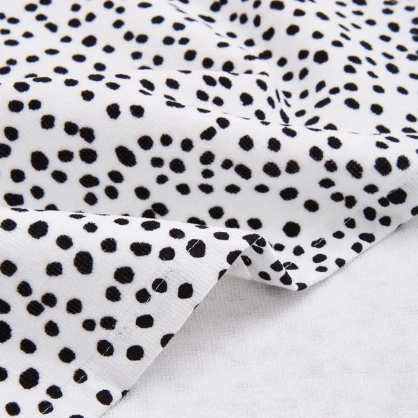 Dunelm Dottie Black 100% Cotton Hand Towel 4 Dunelm Dottie Black 100% Cotton Hand Towel - Image 2