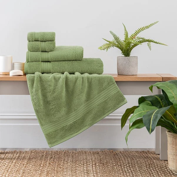 Dunelm Woodland Fern Egyptian Cotton Towel 3 Dunelm Woodland Fern Egyptian Cotton Towel