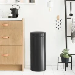 Brabantia 30L Matt Black Touch Bin