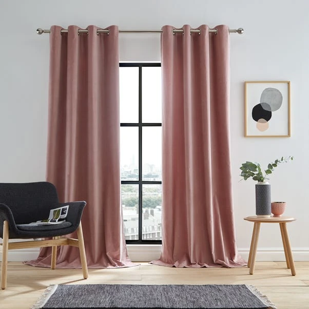 Luxury Collection Peyton Cotton Velvet Blush Eyelet Curtains 4 Luxury Collection Peyton Cotton Velvet Blush Eyelet Curtains - Image 2