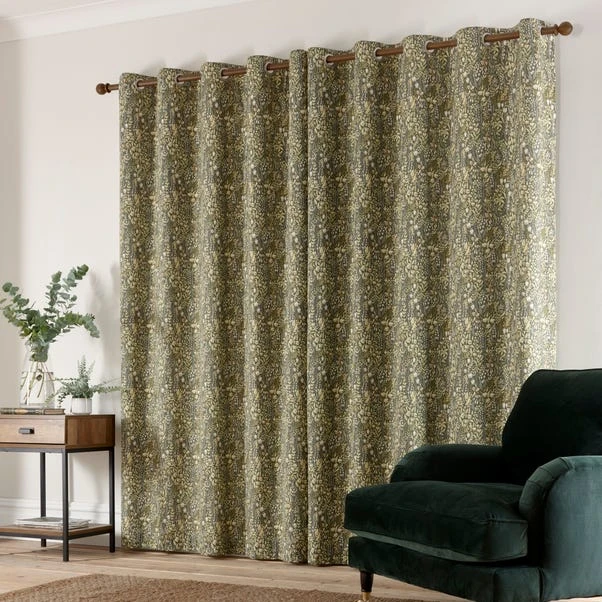 Dunelm Brampton Green Eyelet Curtains 6 Dunelm Brampton Green Eyelet Curtains - Image 4
