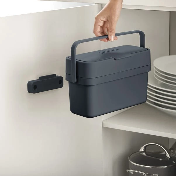 Joseph Joseph Compo 4L Food Waste Caddy Graphite 3 Joseph Joseph Compo 4L Food Waste Caddy Graphite