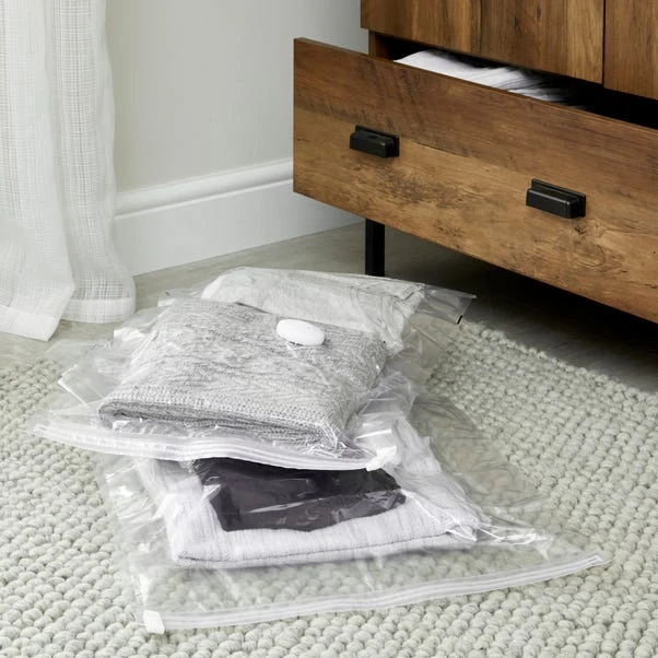 Dunelm Set Of 2 Medium And Small Vacuum Storage Bags 3 Dunelm Set Of 2 Medium And Small Vacuum Storage Bags