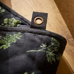 Natural History Museum Marsh Botanical Print Double Oven Gloves 9 Natural History Museum Marsh Botanical Print Double Oven Gloves -Dunelm Sales Store 30764590 alt02