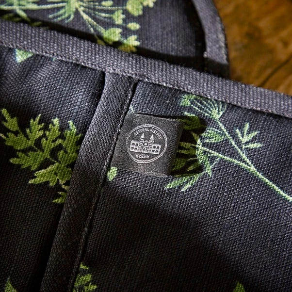 Natural History Museum Marsh Botanical Print Double Oven Gloves 6 Natural History Museum Marsh Botanical Print Double Oven Gloves - Image 4