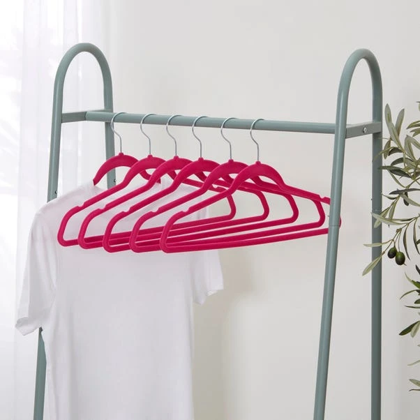 Dunelm Set Of 30 Flocked Hangers 3 Dunelm Set Of 30 Flocked Hangers