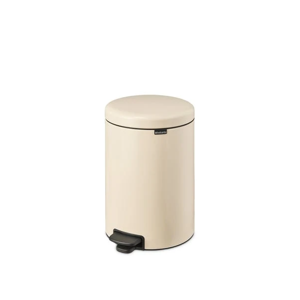 Brabantia NewIcon Pedal Bin 20L Soft Beige 4 Brabantia NewIcon Pedal Bin 20L Soft Beige - Image 2