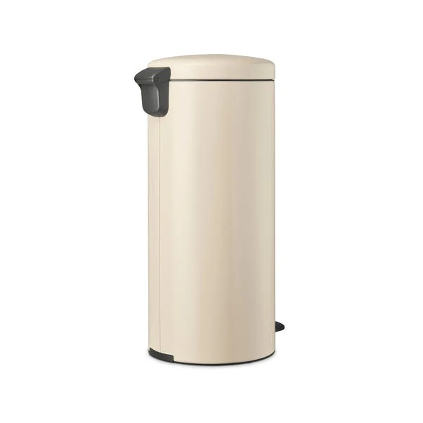 Brabantia NewIcon Pedal Bin 30L Soft Beige 6 Brabantia NewIcon Pedal Bin 30L Soft Beige - Image 4