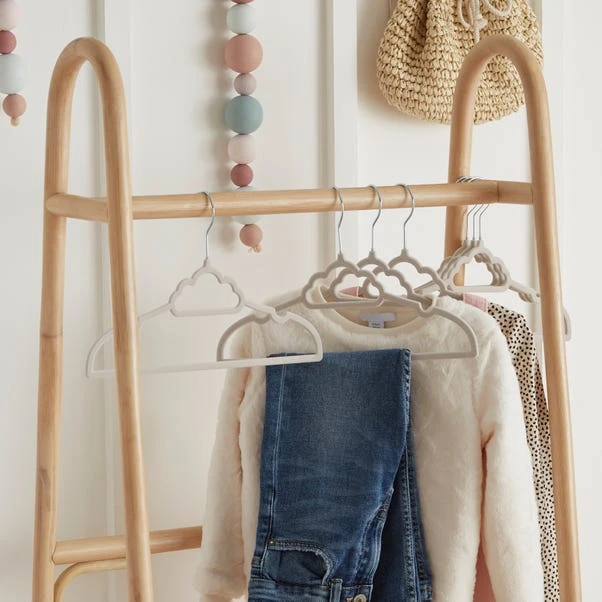 Dunelm Flocked Kids Cloud Shaped Hangers Set Of 25 3 Dunelm Flocked Kids Cloud Shaped Hangers Set Of 25