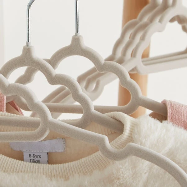 Dunelm Flocked Kids Cloud Shaped Hangers Set Of 25 4 Dunelm Flocked Kids Cloud Shaped Hangers Set Of 25 - Image 2