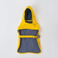 Hugo & Hudson Yellow Dog Rain Coat 13 Hugo & Hudson Yellow Dog Rain Coat -Dunelm Sales Store 30802726 alt05