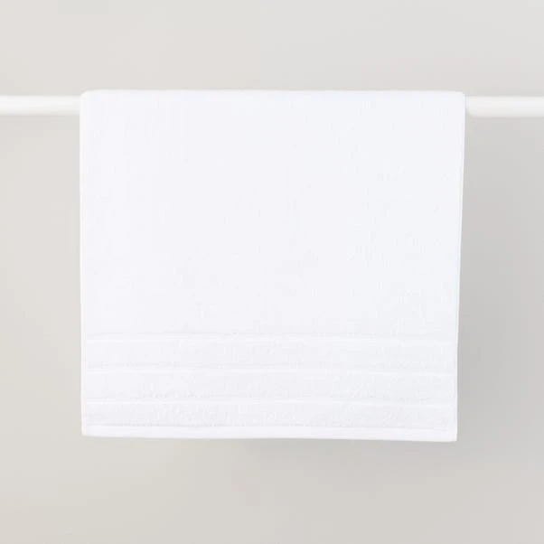 Dunelm Ultimate Towel White 5 Dunelm Ultimate Towel White - Image 3