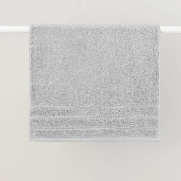 Dunelm Ultimate Towel Soft Grey 5 Dunelm Ultimate Towel Soft Grey - Image 3