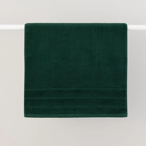 Dunelm Ultimate Towel Bottle Green 5 Dunelm Ultimate Towel Bottle Green - Image 3